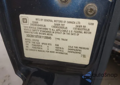 1999 Chevrolet Silverado 1500 Ls z USA, uszkodzony, nr VIN 2GCEK19TXX1128845